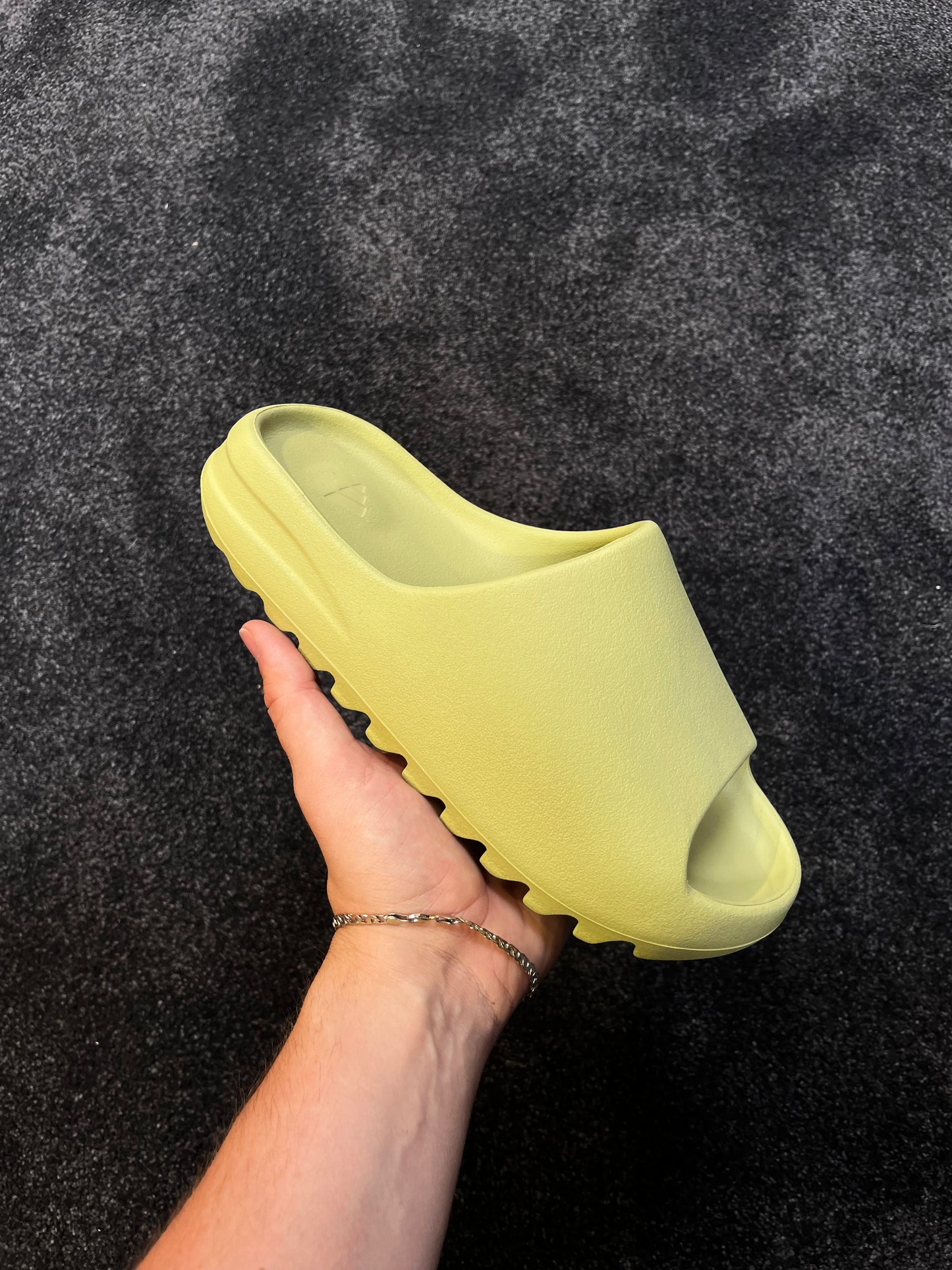 Yeezy Slide 'Bone'