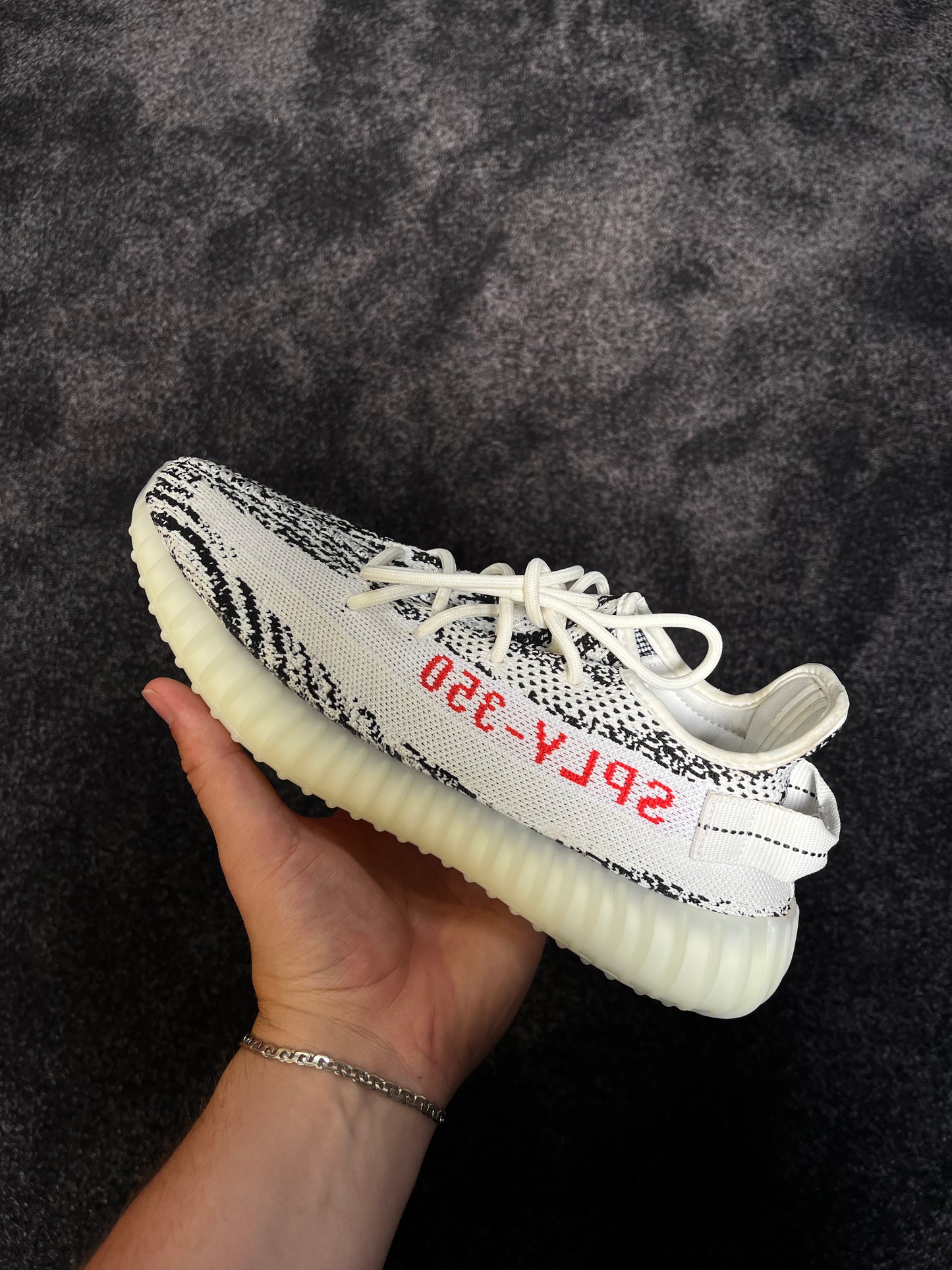 Yeezy Boost 350 V2 Zebra - C