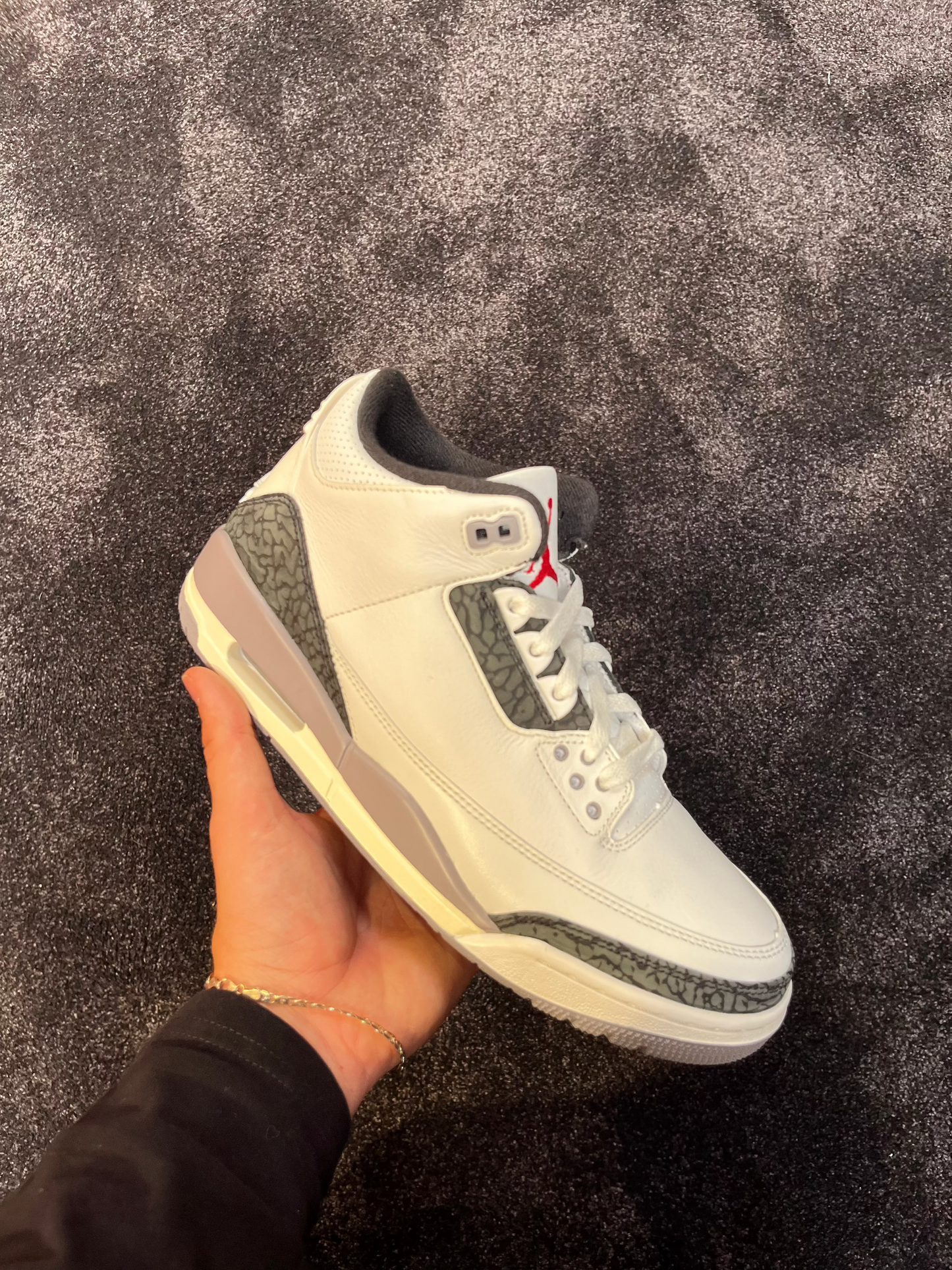 Air Jordan 3 Retro Cement Grey